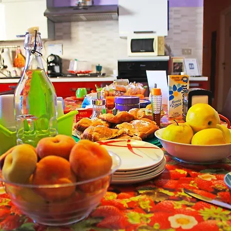 People Bed & Breakfast