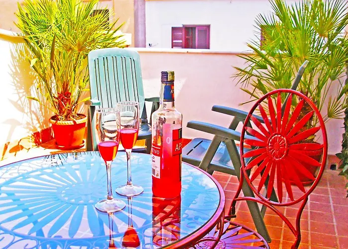 Bed & Breakfast People 2*