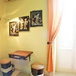 People Bed & Breakfast 2*