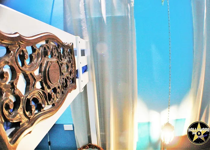 ベッド・アンド・ブレックファスト People